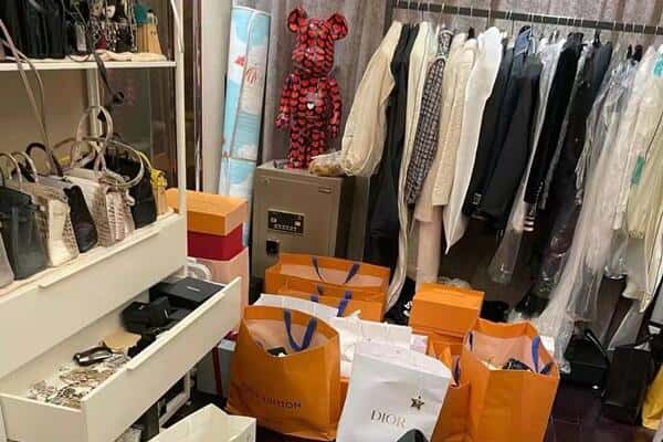 秦皇岛市海港回收一线品牌衣服